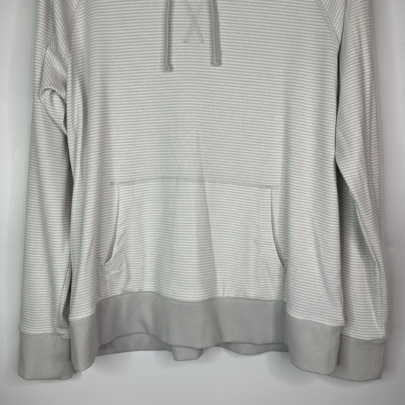 Kuhl Strita Pullover Hooded Shirt Size XL - Picture 3 of 10